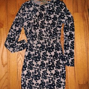 Beige & blue bodycon dress